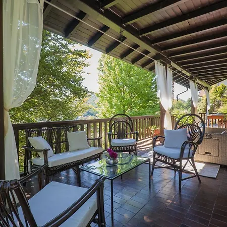 Сasa de vacaciones Villa Laveno *
