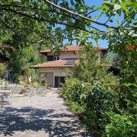 Villa Laveno Laveno