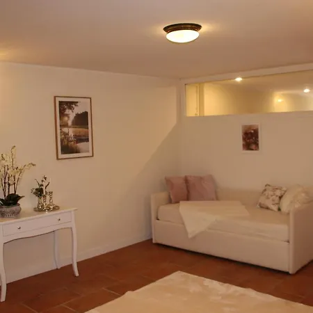 Villa Laveno 別荘 *